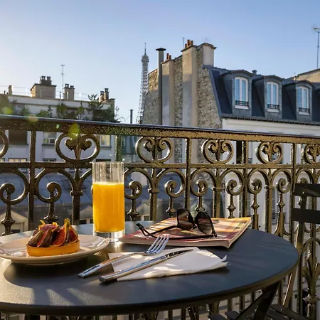 Grand Lévêque Hotel 3*